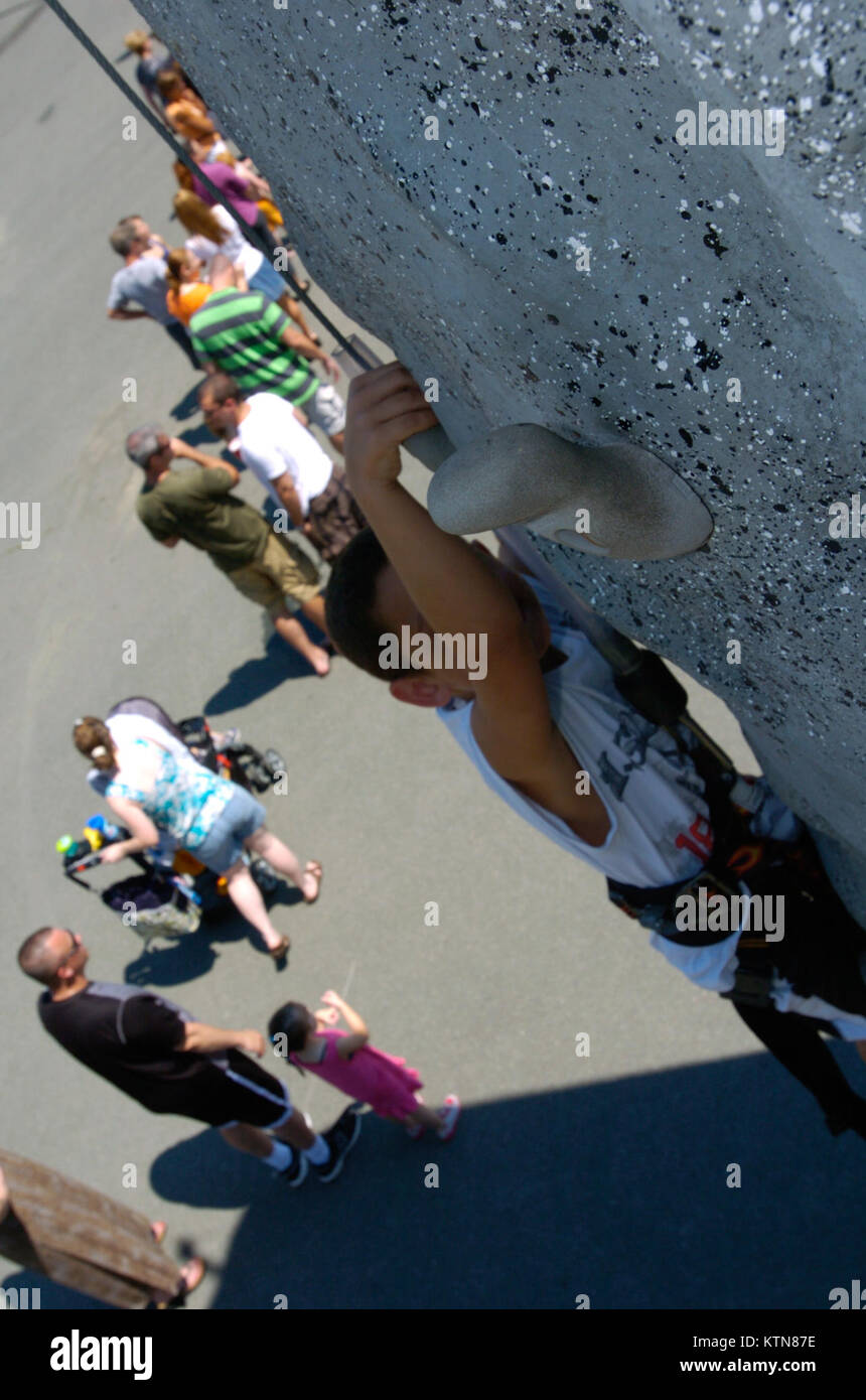 The Soldiers of the 42nd Infantry Division Headquarter and Headquarters