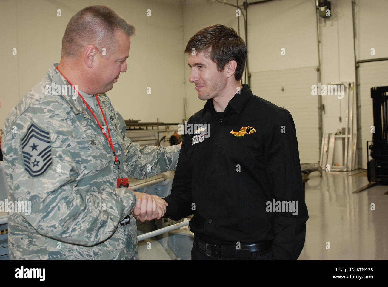 1st Air Force Command Chief Master Sgt. Richard King Visits 177th Fighter  Wing > 177th Fighter Wing