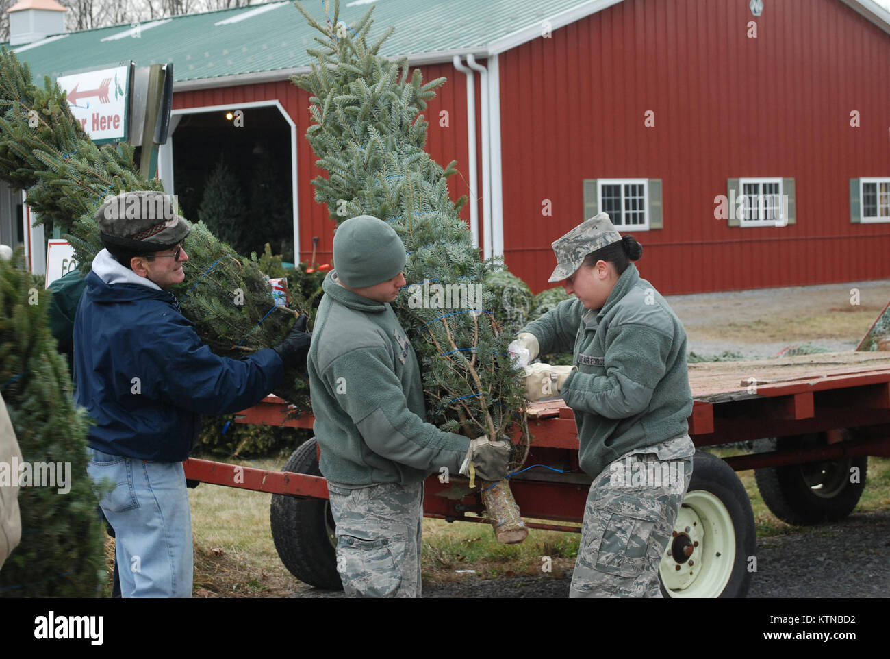BALLSTON SPA, N.Y. New York Air National Guard members of the 109th Airlift Wing from Scotia