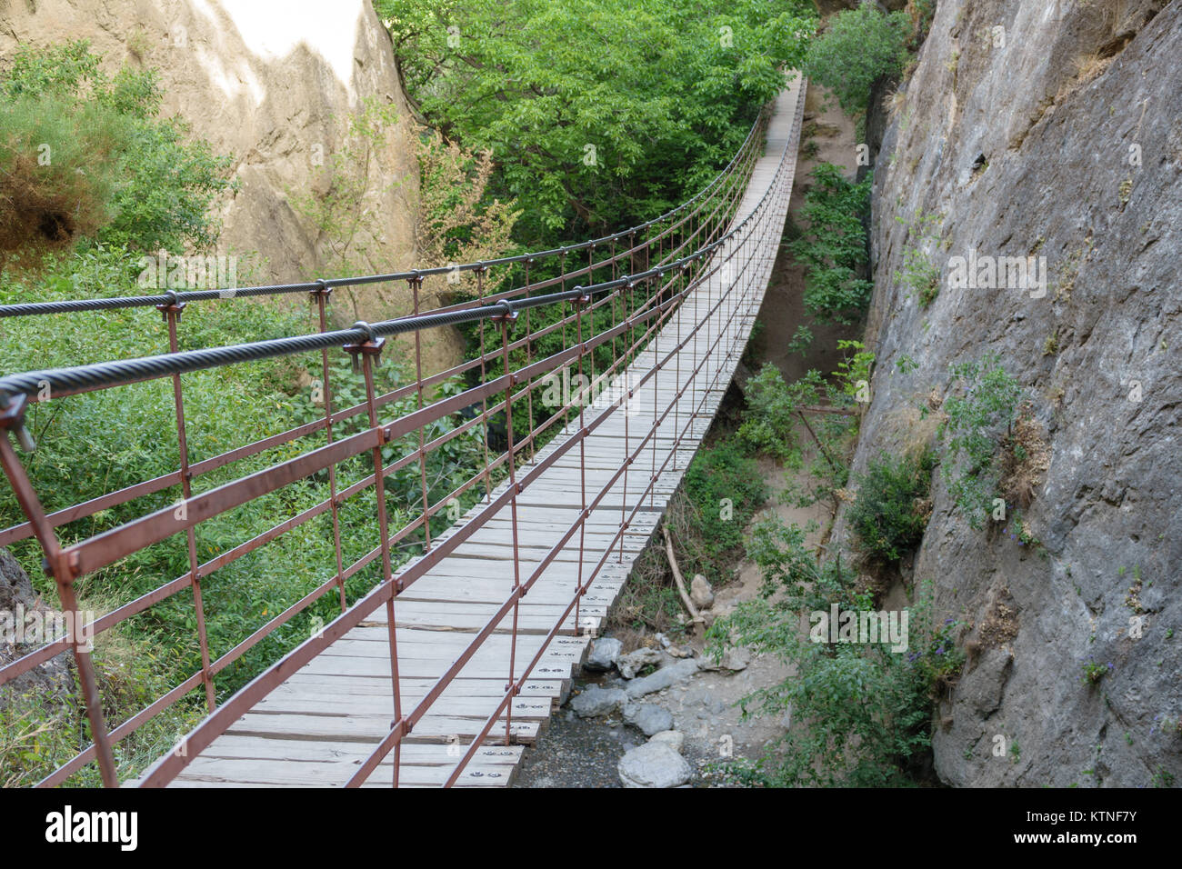 Wooden suspension bridge hi-res stock photography and images - Alamy