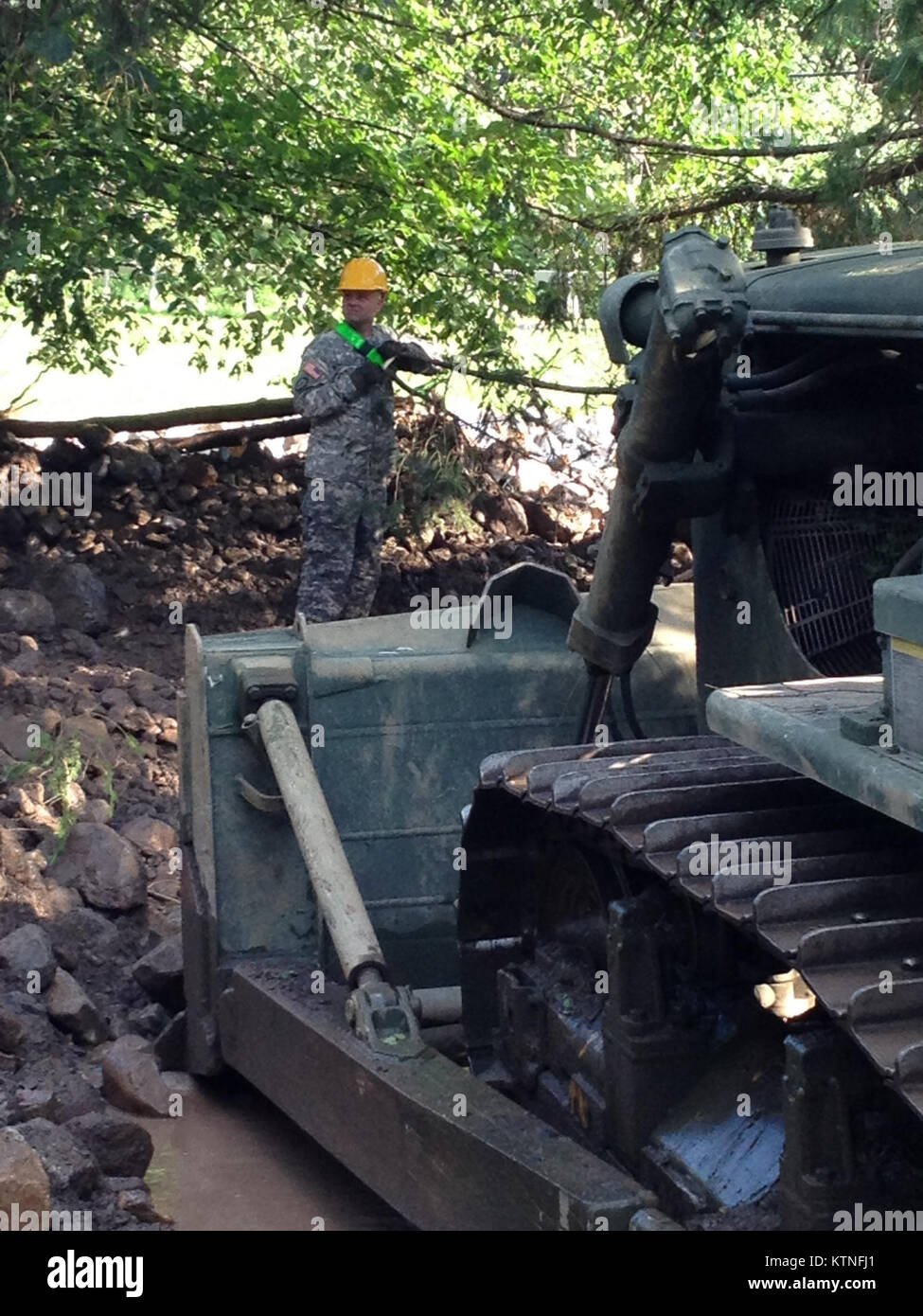 GERMAN FLATTS, N.Y. -- New York National Guard engineers from Task ...