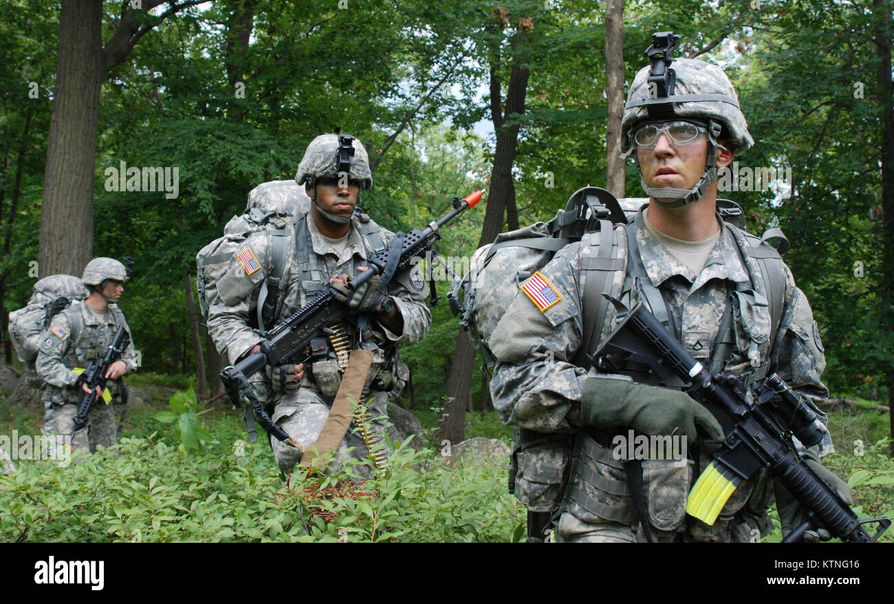 CAMP SMITH, NY. – New York Army National Guard Soldiers Pfc . Keith ...