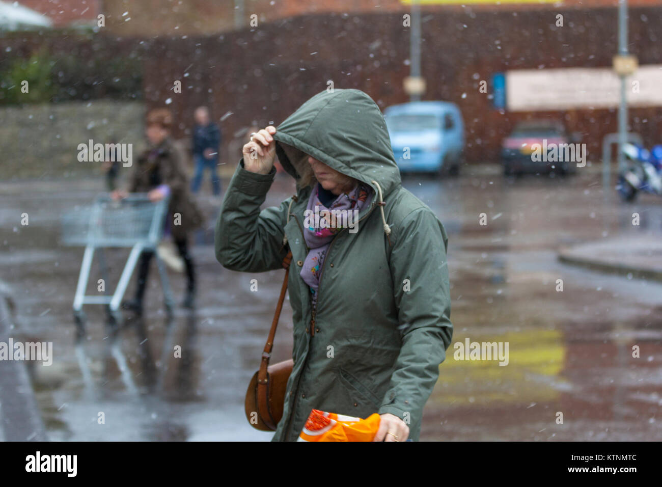 Hastings, East Sussex, UK. 27th December 2017. The weather has turned