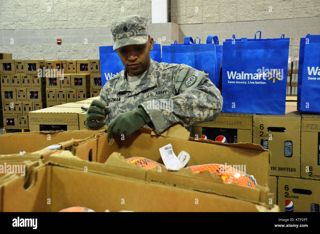 Nyc- Service Members From Ny National Guard Joint Task Force Empire 