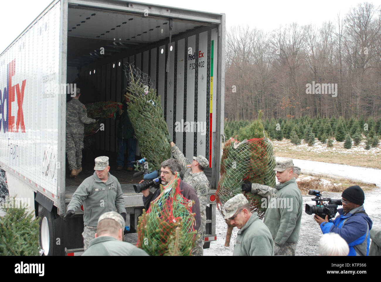 BALLSTON SPA, N.Y. New York Army National Guard volunteers from the Army Aviation Support