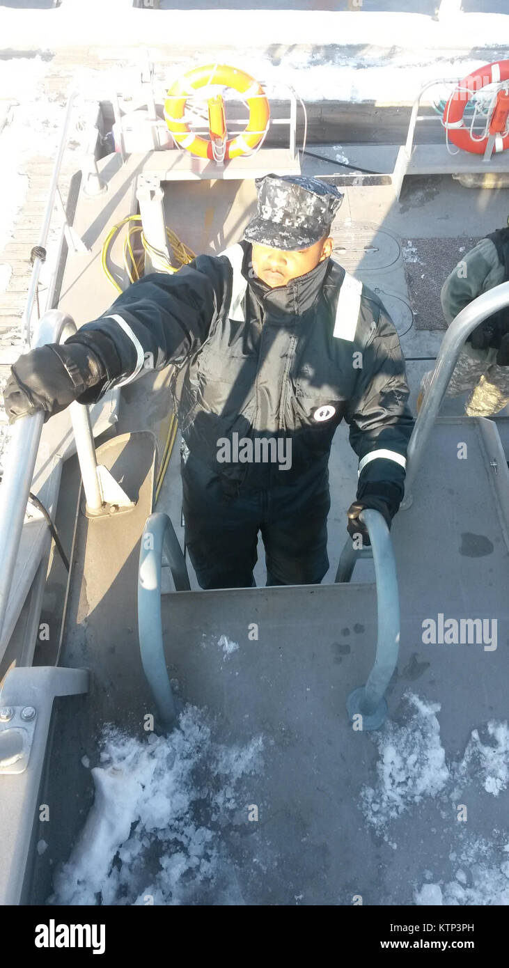 New York Naval Militia Bosuns Mate Charles Golding, NYNM conducting pre