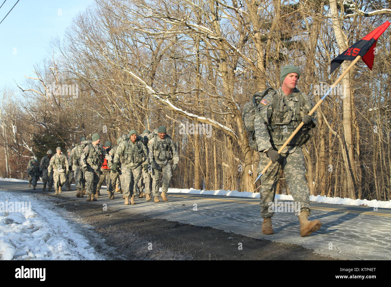 Soldiers of the 42nd Infantry Division Headquarters Support Company ...