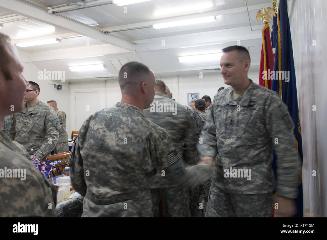 U.S. Army National Guard personnel daily duties and life. Working ...