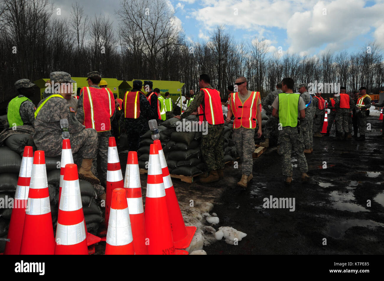 Erie County, NY- Members of New York Air, Army and New York State ...