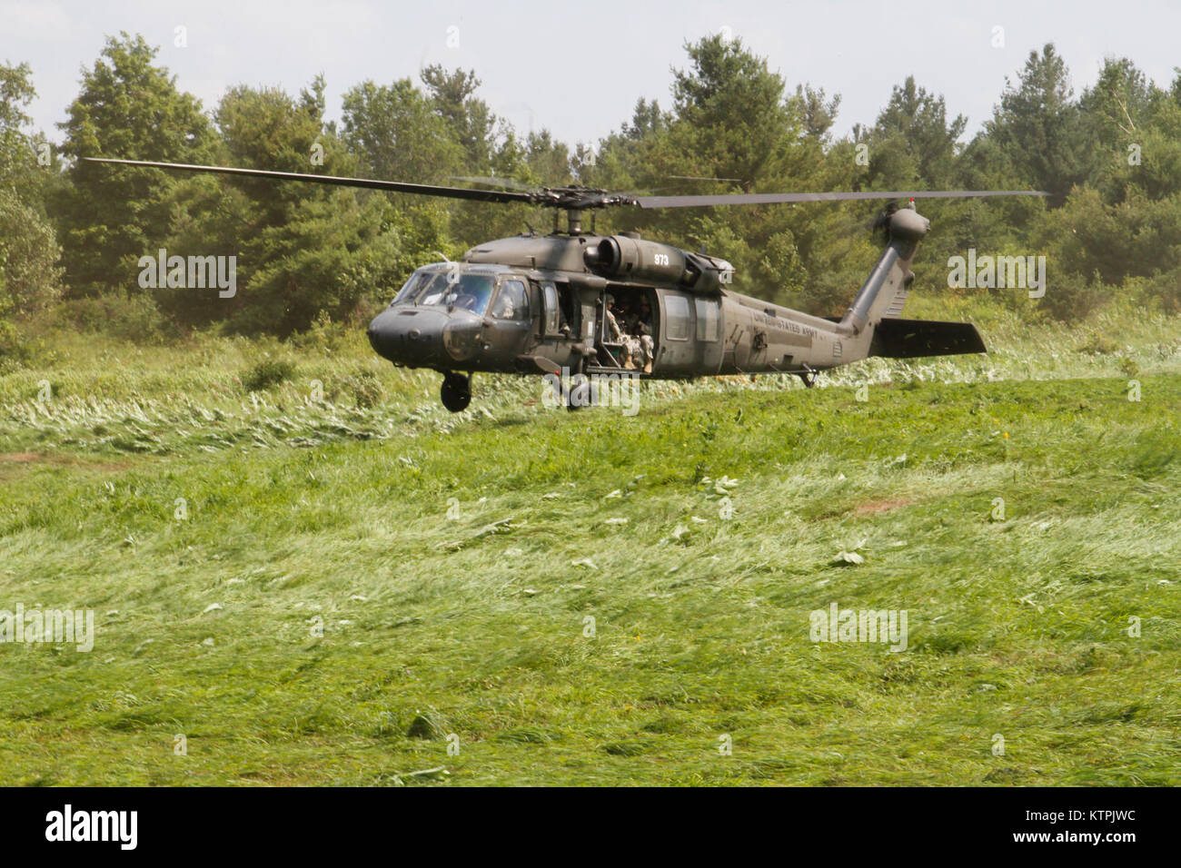 Soldiers from the 3rd Battalion, 142nd Aviation Regiment provide flight