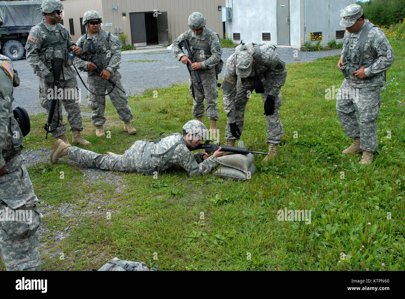 Spc. Fernando Sanchez of the 101st Signal Battalion conducts a ...