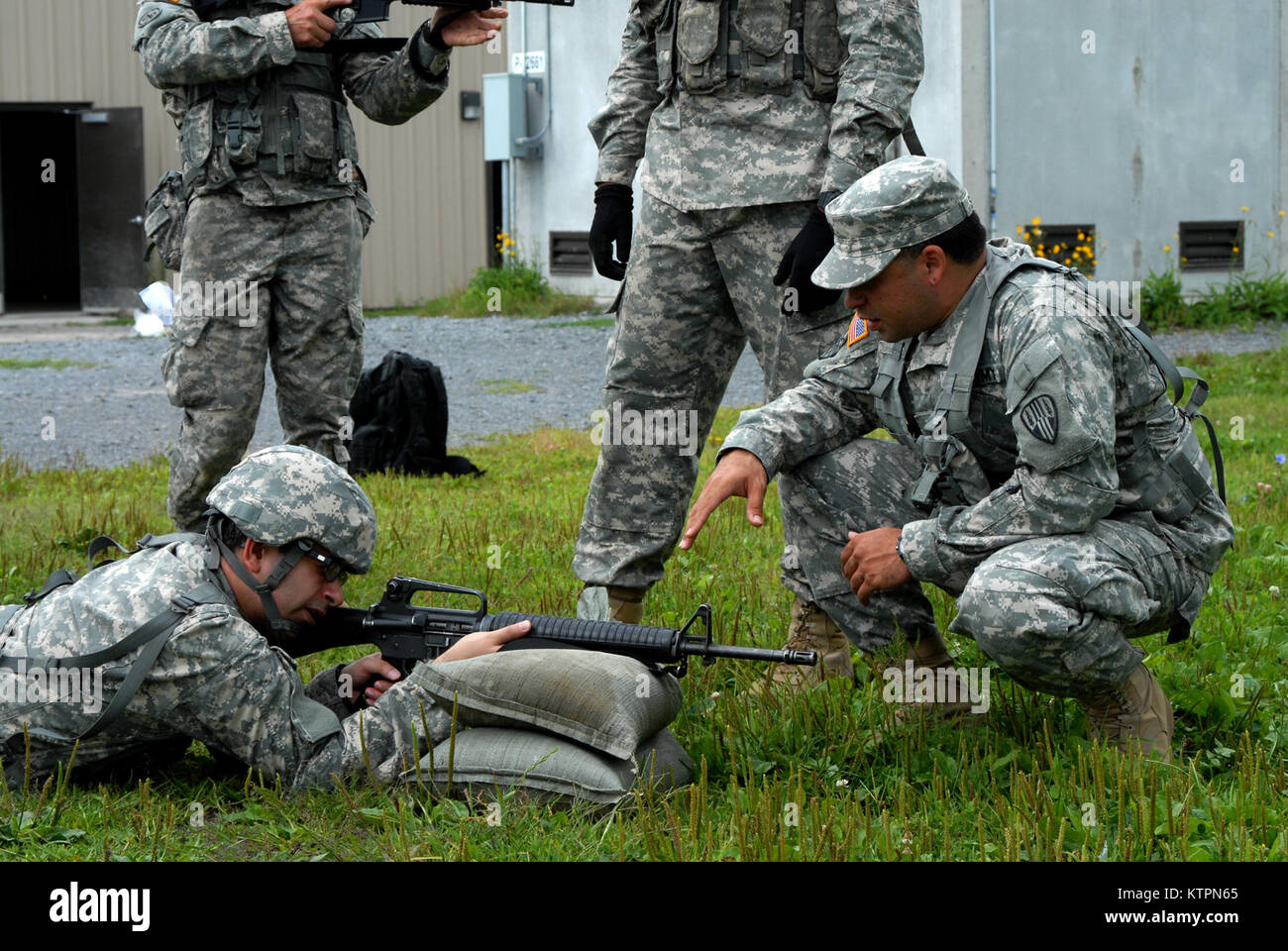 Spc. Fernando Sanchez of the 101st Signal Battalion conducts a ...