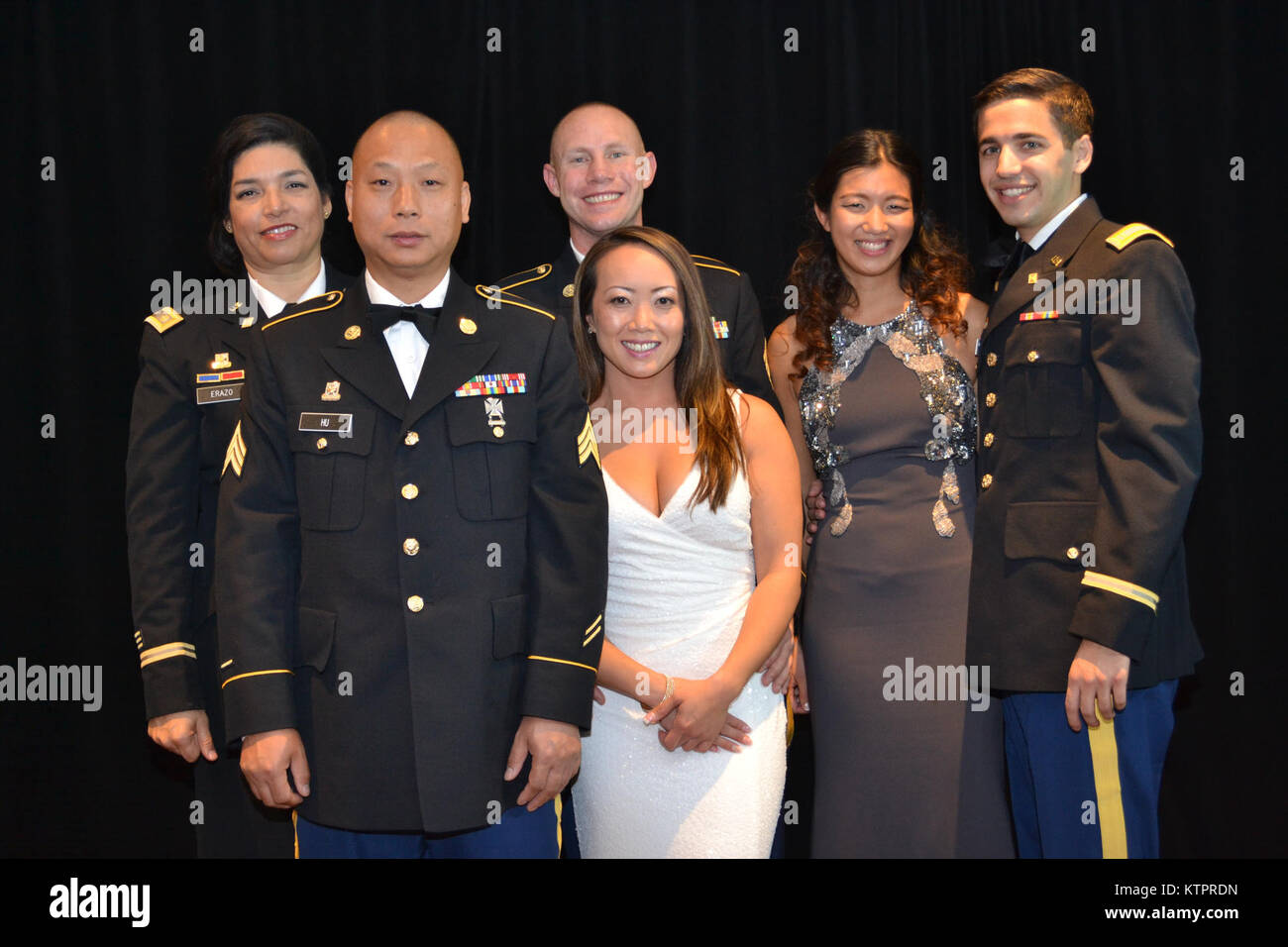 U.S. Army National Guard personnel daily duties and life. Working ...