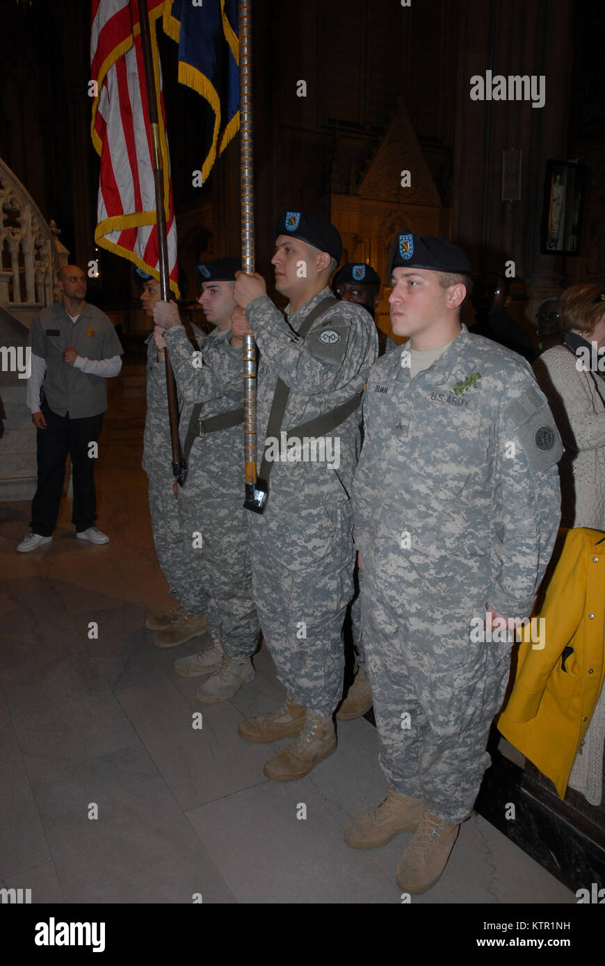 U.S. Army National Guard personnel daily duties and life. Working ...