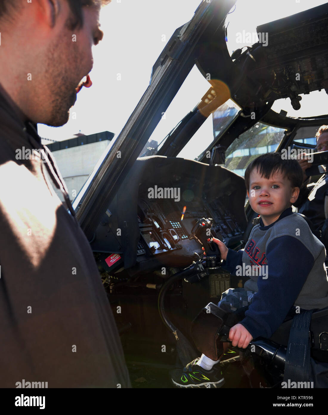 New York Army National Guard members out of Albany, N.Y., discuss the ...