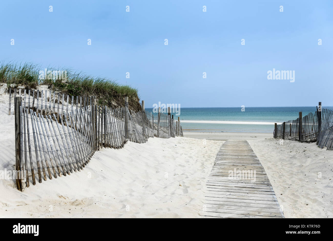 Path leading to the beach on Cape Cod Bay, Brewster, Cape Cod, Massachusetts, USA. Stock Photo