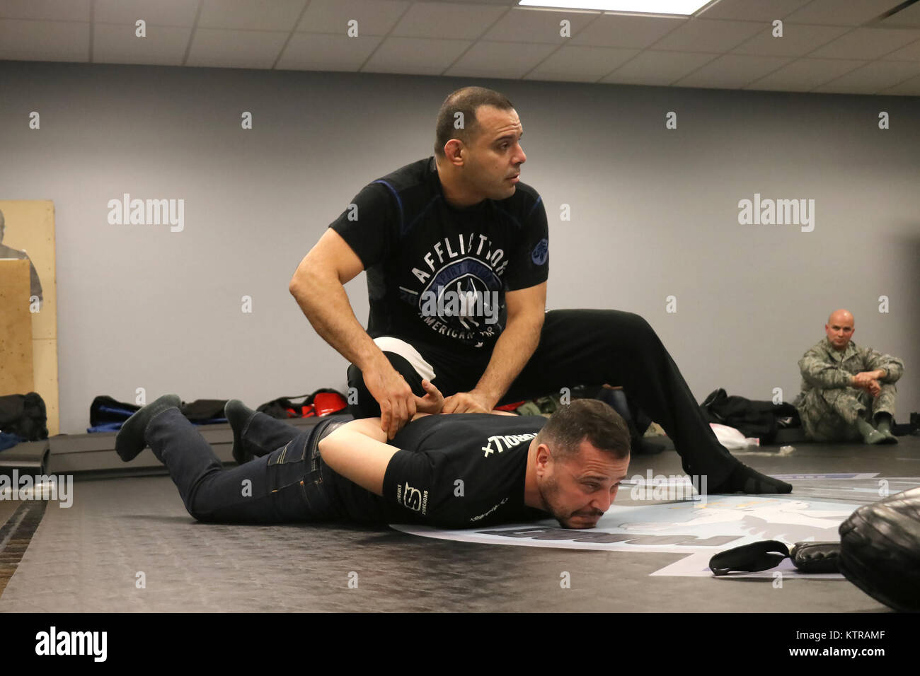 Luigi Mondelli, Brazilian Jiu Jitsu 4th degree black belt, demonstrates