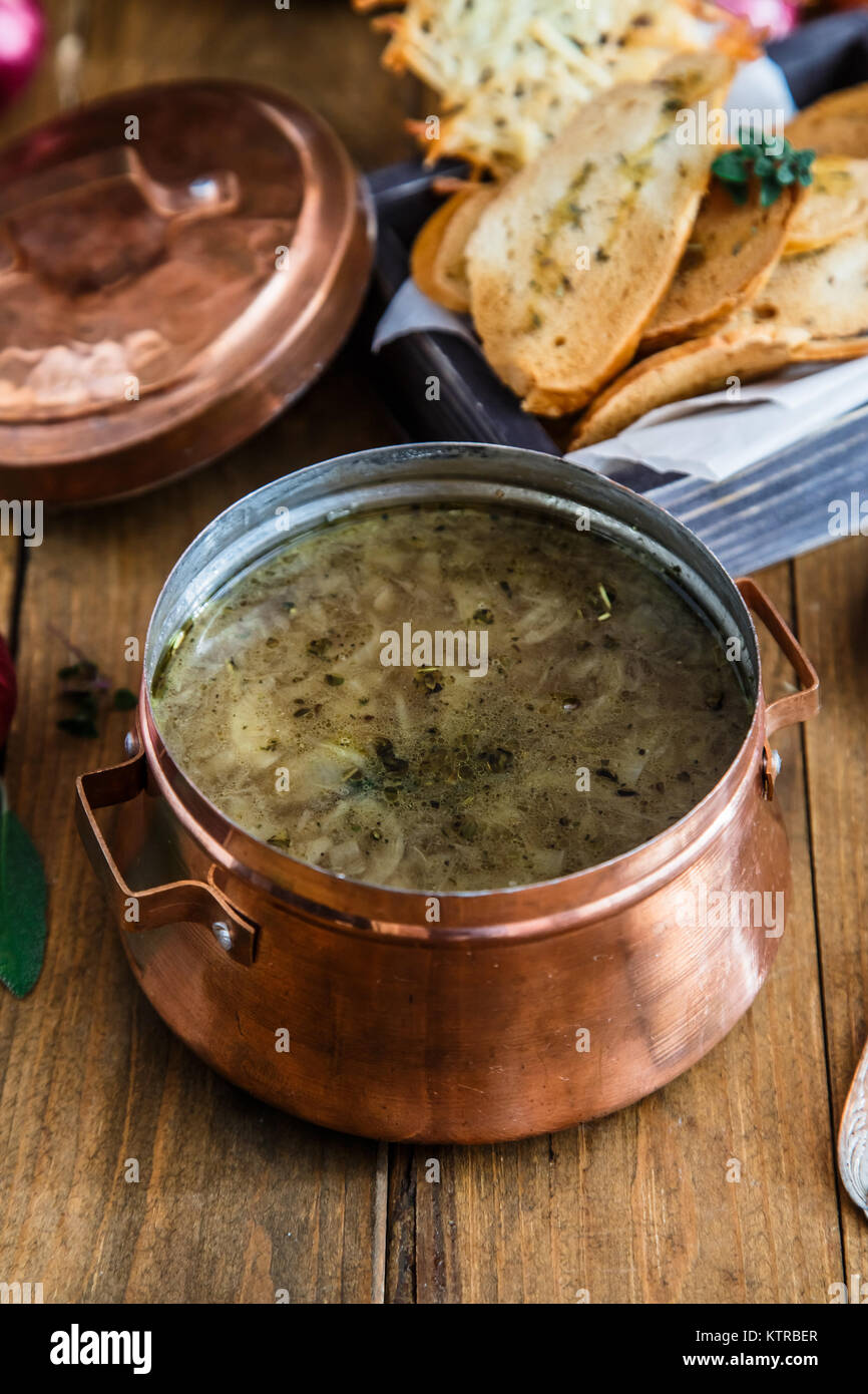 Onion still life with pot hires stock photography and images Alamy