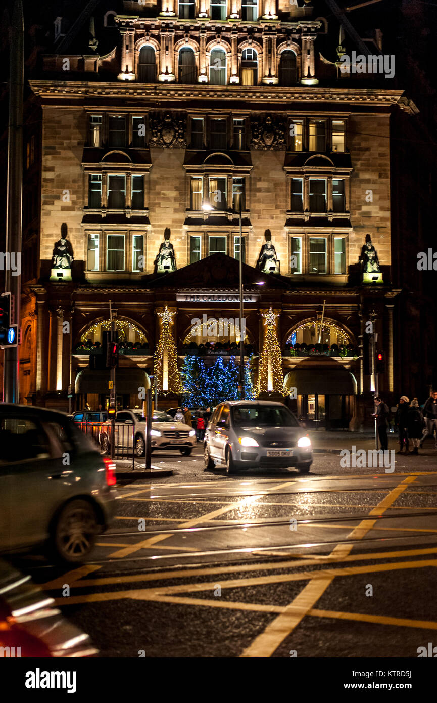 Waldorf Astoria night lights in Edinburgh Stock Photo Alamy