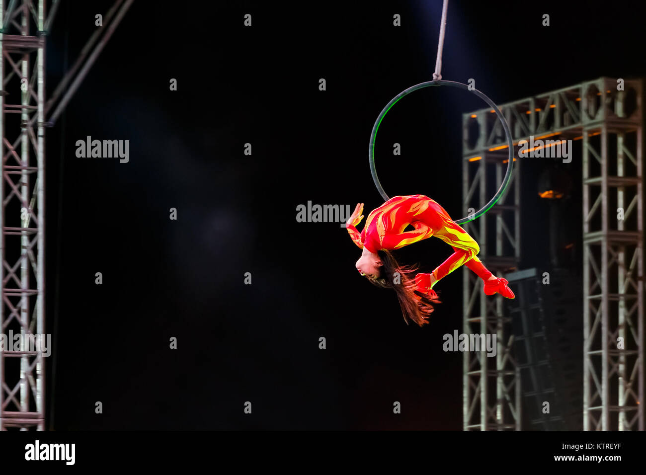 Acrobatic troupe hi-res stock photography and images - Alamy