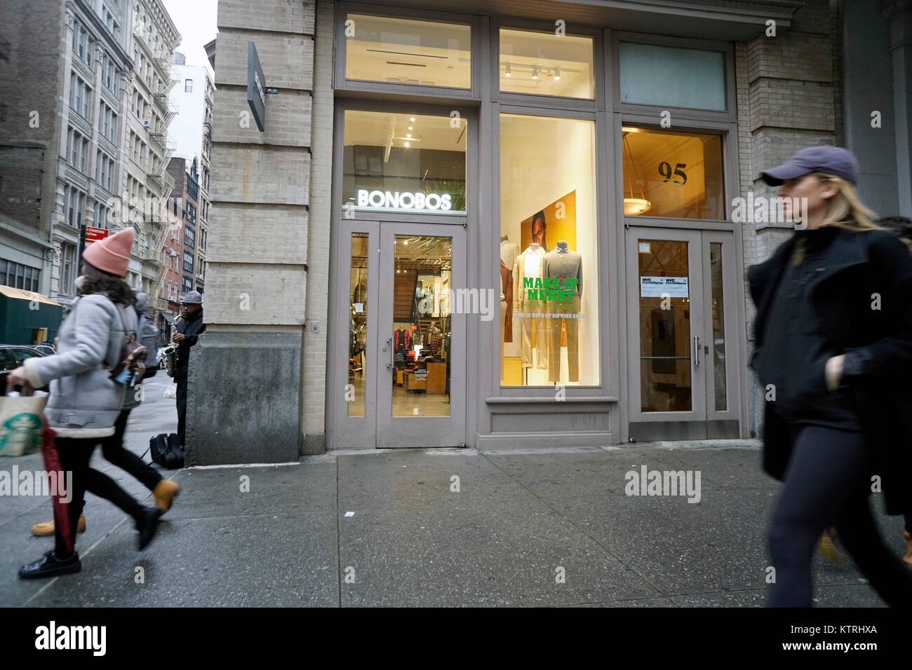 A Bonobos brick and mortar store in New York on Saturday, December 23, 2017. Wal-Mart Stores Inc.recently purchased the e-tailer. Wal-Mart has already bought Jet.com, Moosejaw and ModCloth to boost its web presence.  (© Richard B. Levine) Stock Photo