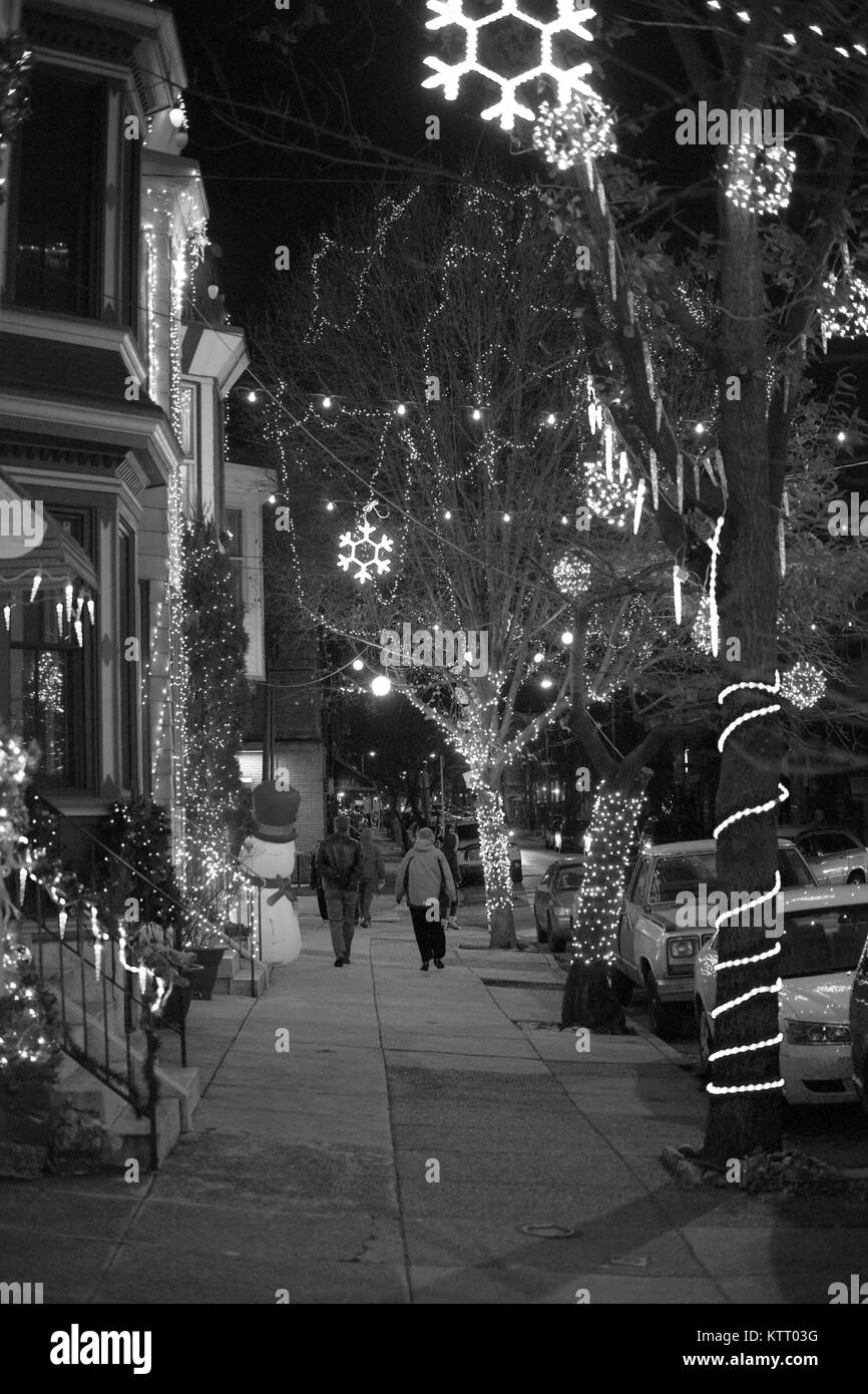 Decorative residential Christmas lights, South Philadelphia