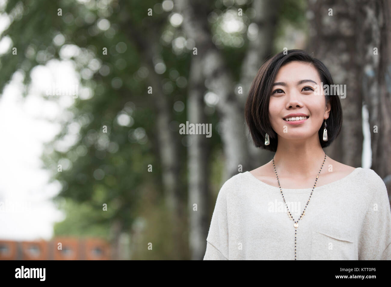 Beautiful young woman Stock Photo - Alamy
