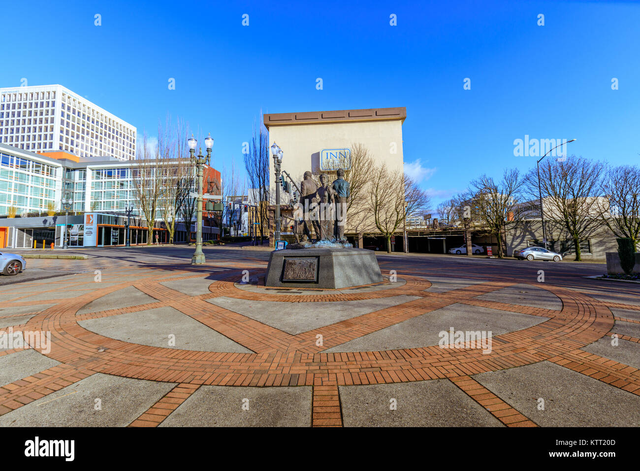 Bronze statue in portland oregon High Resolution Stock Photography and