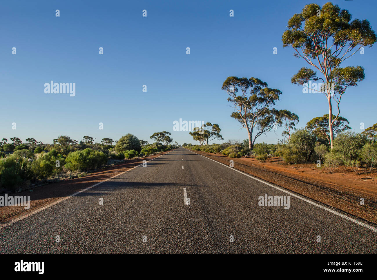 Highway through the desert, Pilbara, Western Australia, Australia Stock Photo