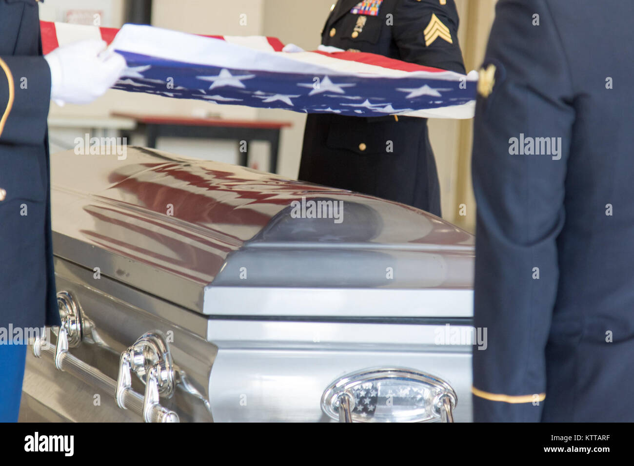 Military funeral honors hi-res stock photography and images - Alamy
