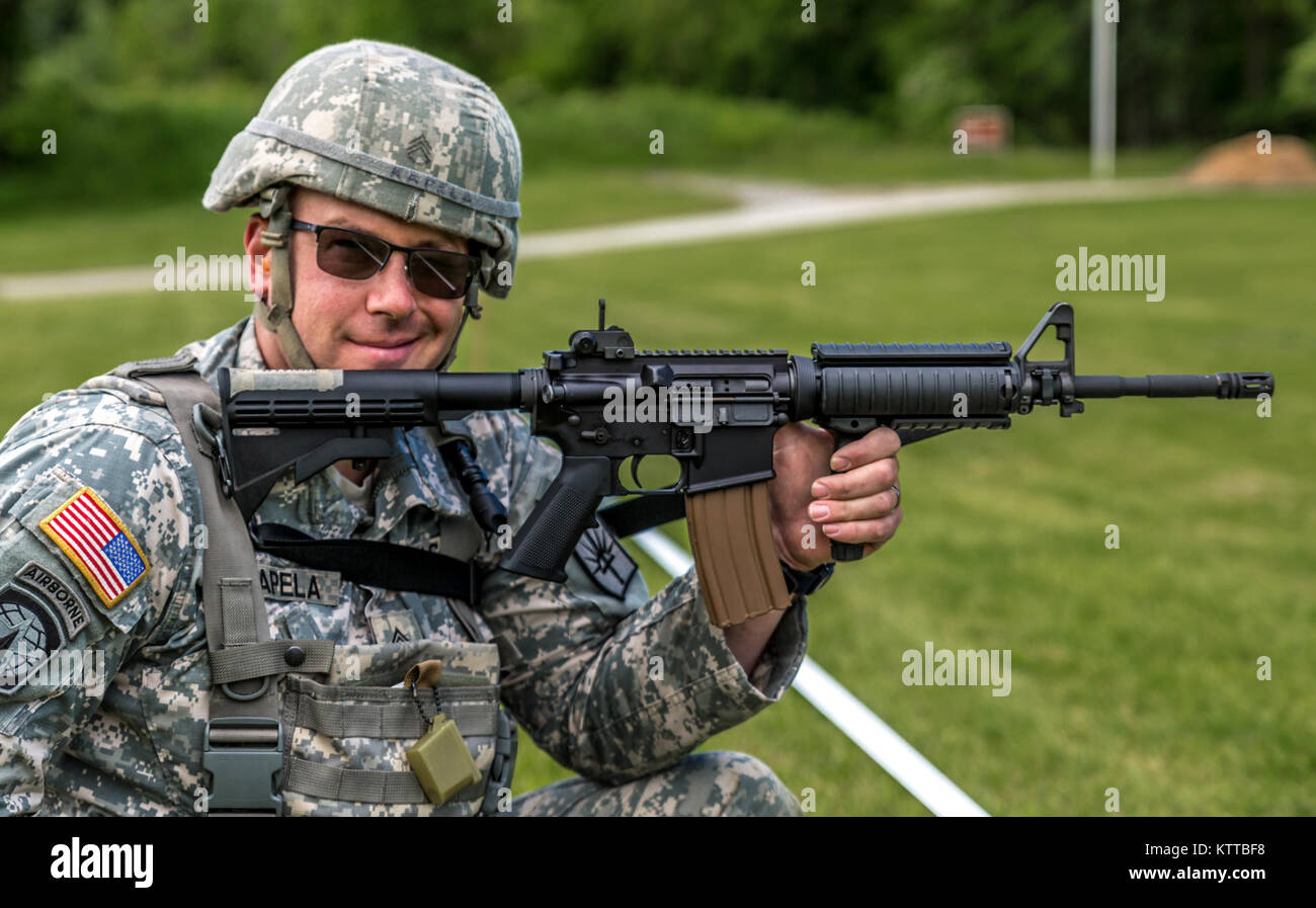 U s army staff sgt johnson hi-res stock photography and images - Alamy
