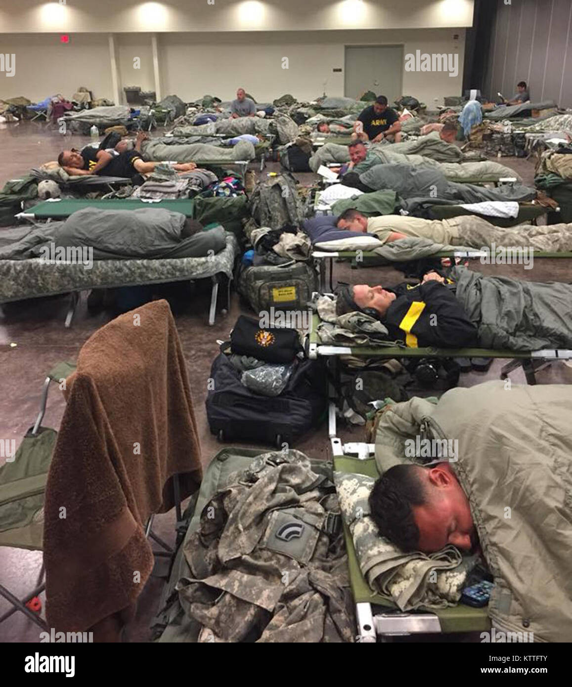 Army bunk hi-res stock photography and images - Alamy
