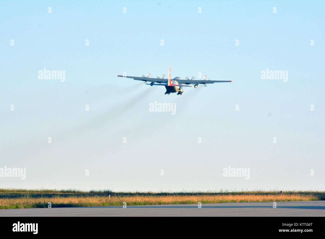 An LC-130 Skibird takes off from Stratton Air National Guard Base ...