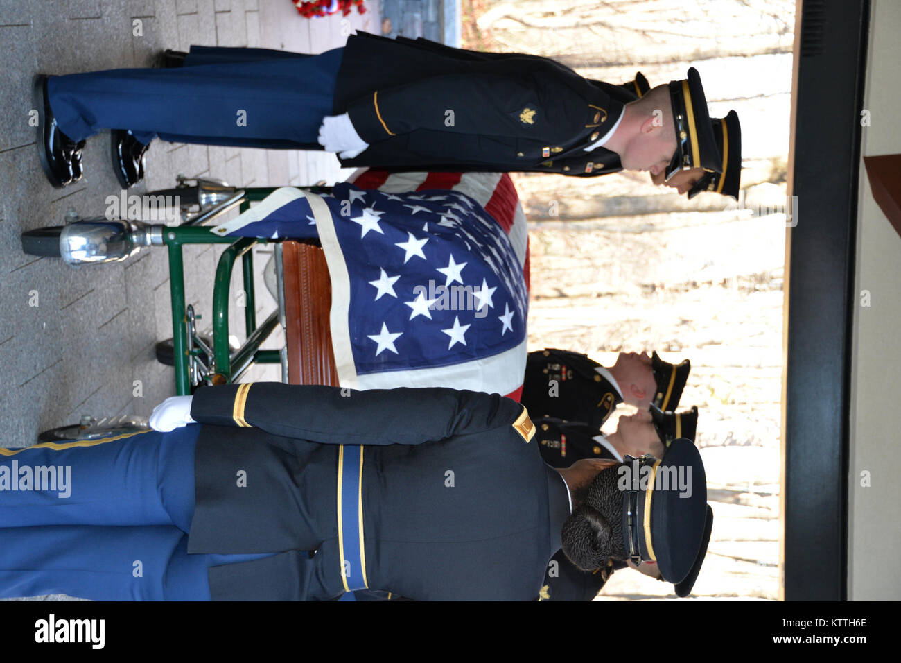 Soldiers Of The New York Army National Guard’s Honor Guard Carry The ...