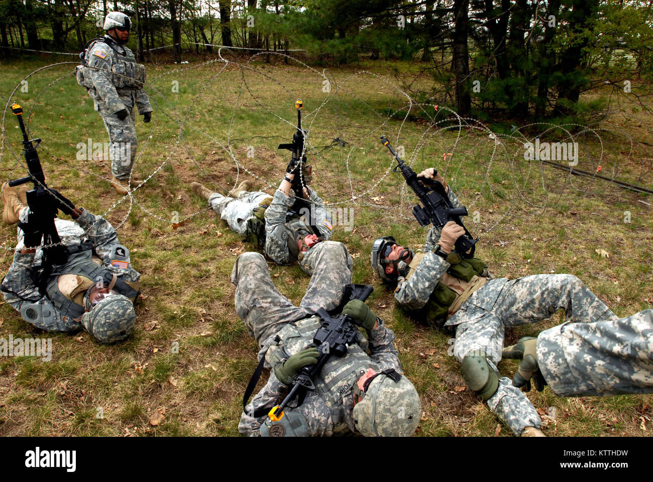 U.S. Army National Guard personnel daily duties and life. Working ...