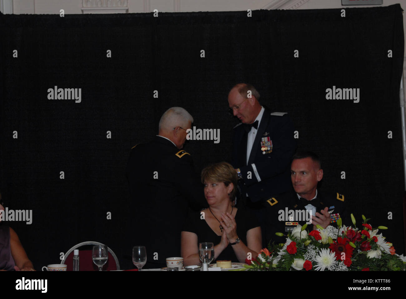 U.S. Army National Guard personnel daily duties and life. Working ...