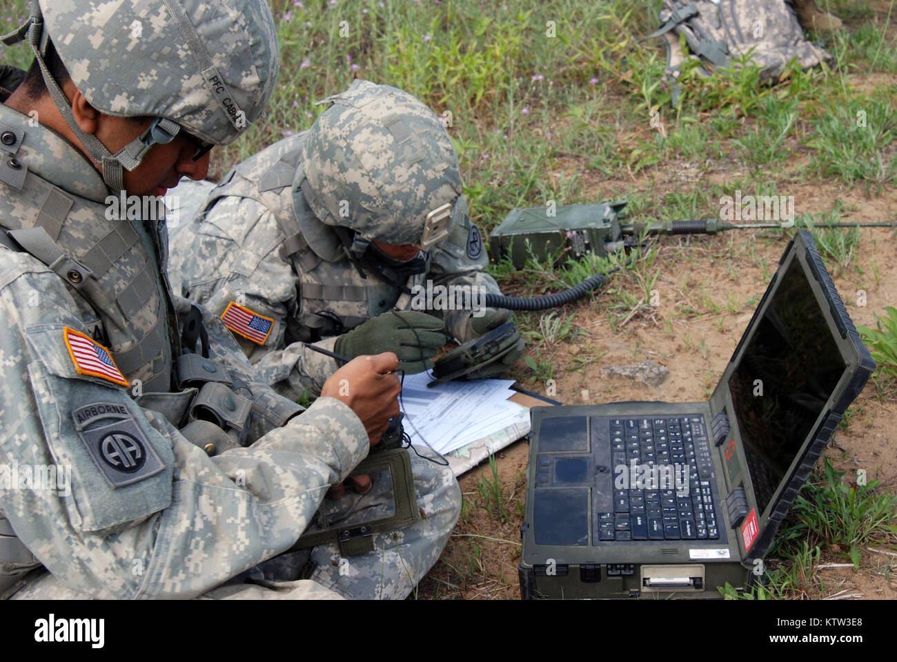 Soldiers from Headquartes and Headquarters Battery, 258th Field