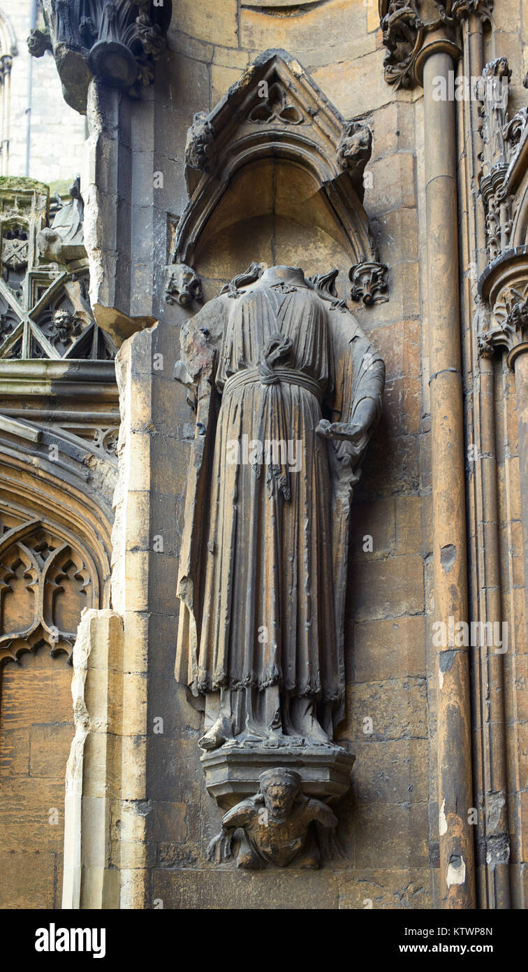 Headless statue at Lincoln Cathedral Stock Photo