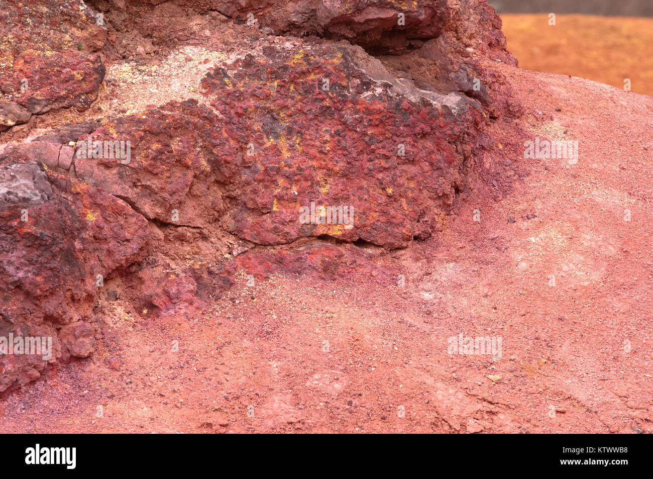 Bauxite Mining Stock Photos & Bauxite Mining Stock Images Alamy