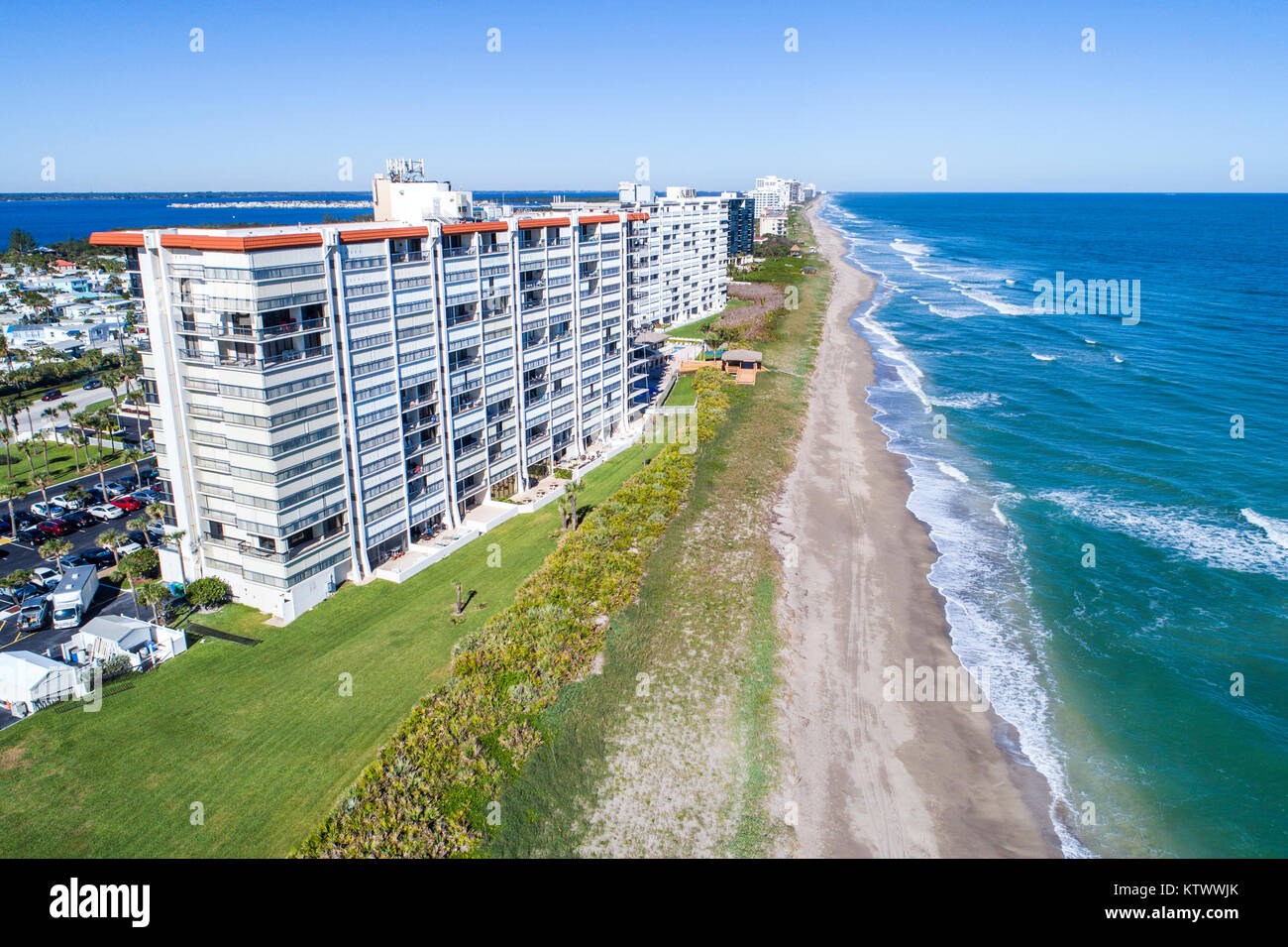 Florida Hutchinson Barrier Island,Jensen Beach,barrier island,Atlantic Ocean,water surf waves