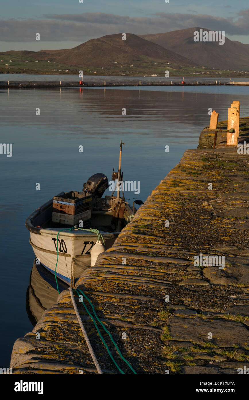Knightstown Harbour, County Kerry, Munster, Republic of Ireland, Europe