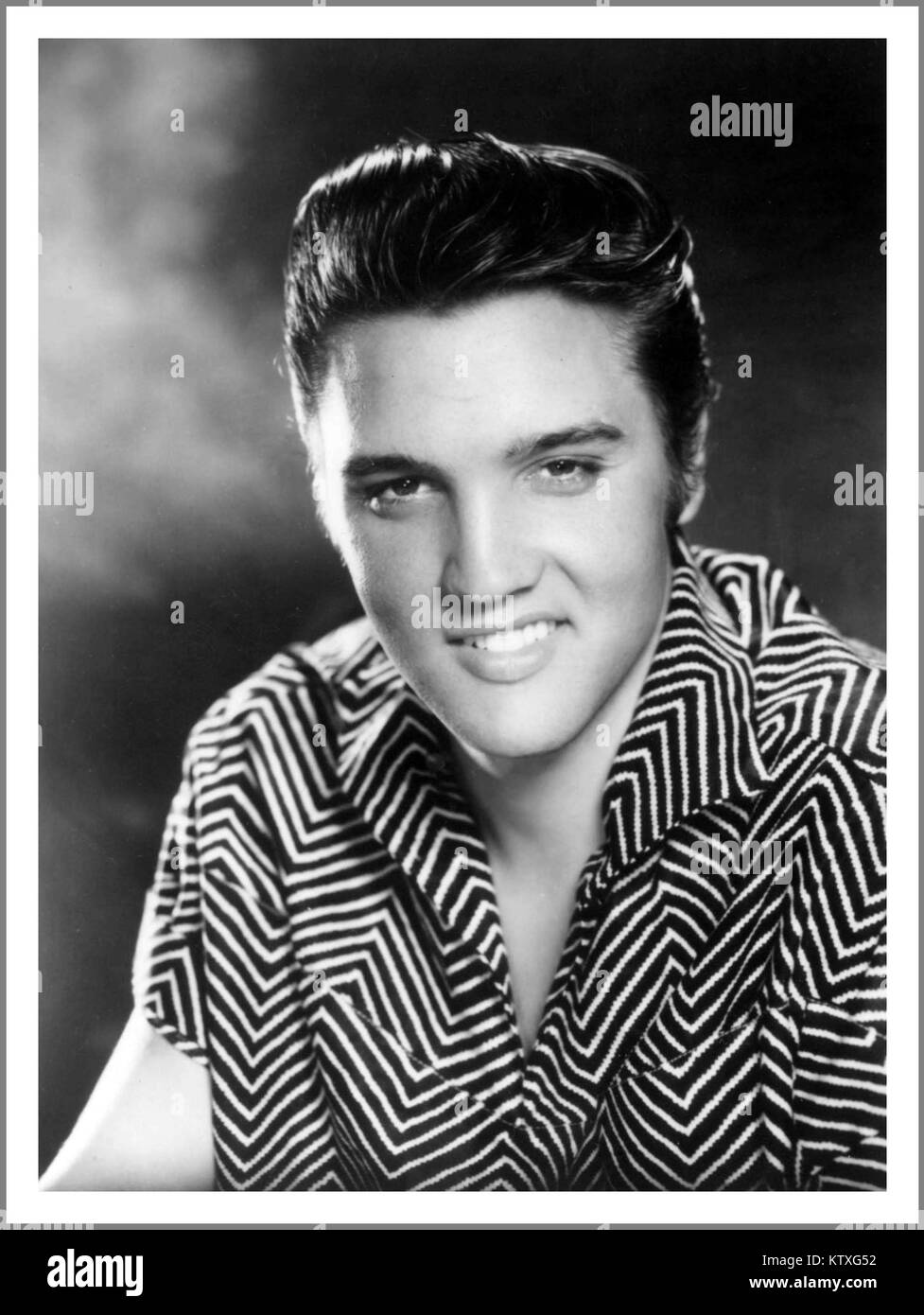 ELVIS PRESLEY '50's Vintage 1950's Hollywood film studio press  promotional portrait still of Elvis Presley Stock Photo