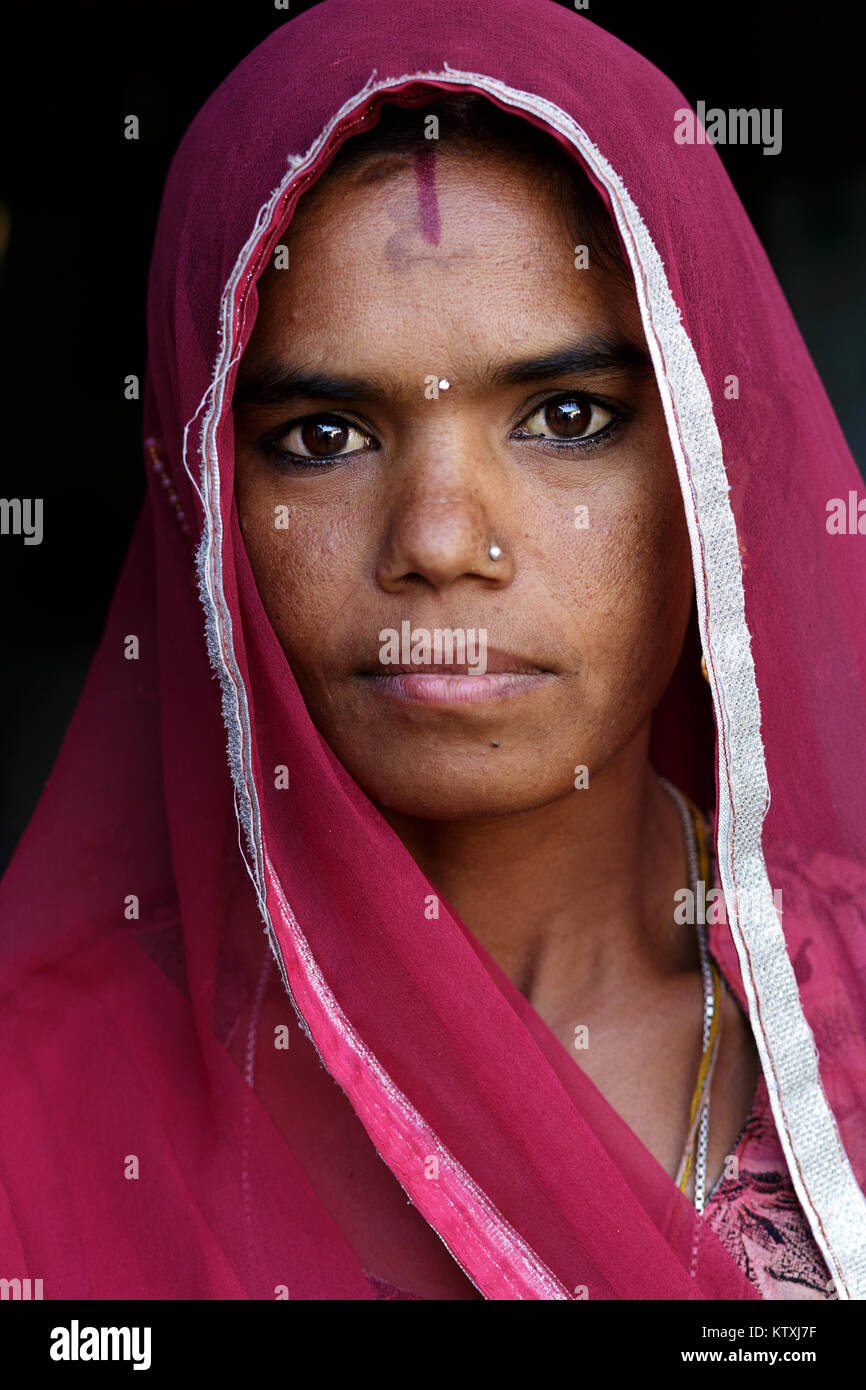 Young woman wearing a sari young woman wearing a sari hi-res stock ...