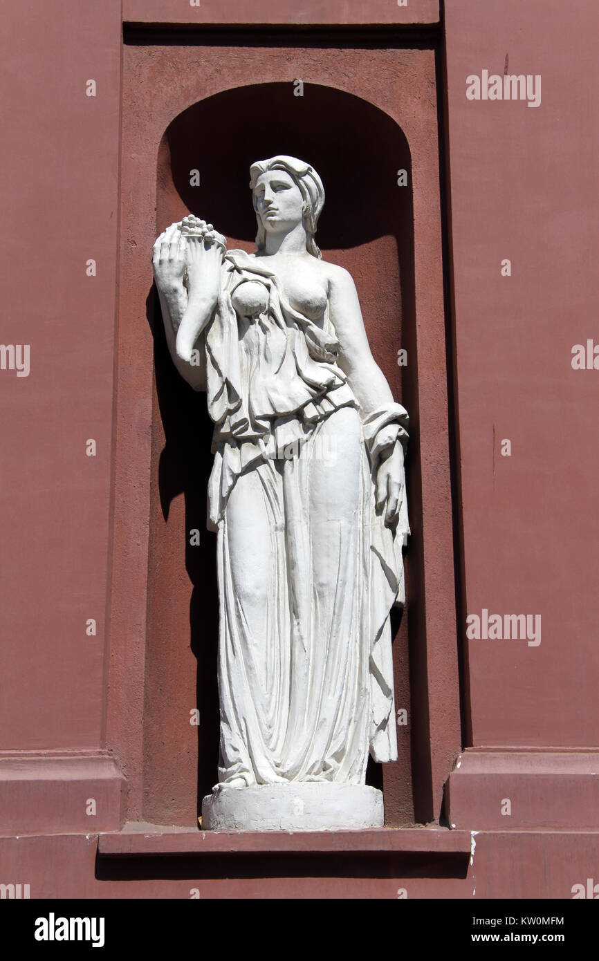 Ancient greek statue on the wall in Sophia, Bulgaria Stock Photo - Alamy