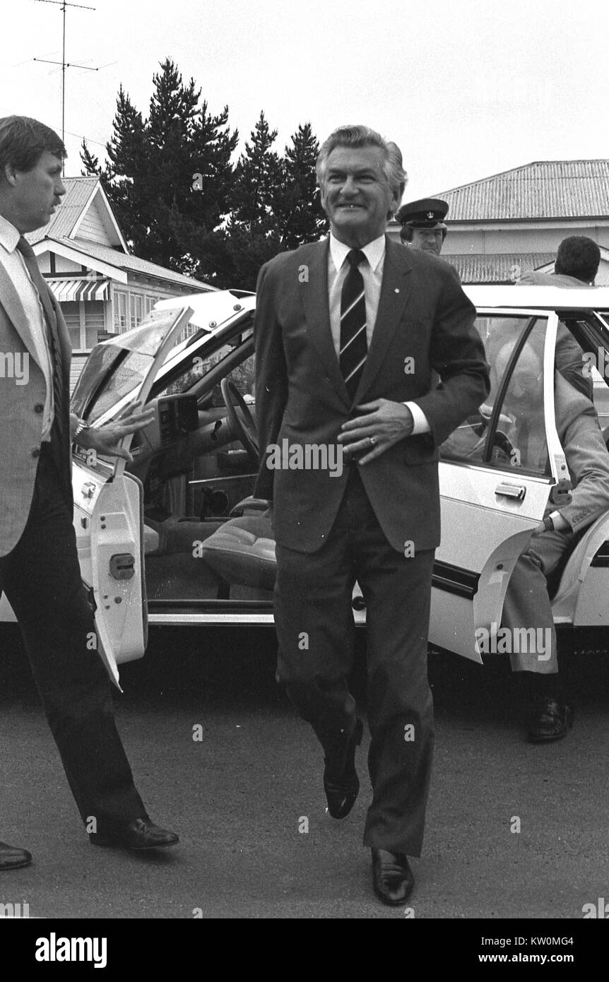Former Australian Prime Minsiter, Bob Hawke arrives in Warwick, Queensland, Australia, 1983 Stock Photo