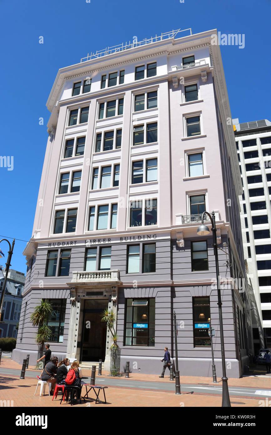 Huddart Parker building at corner of Post Office Square and Jervois