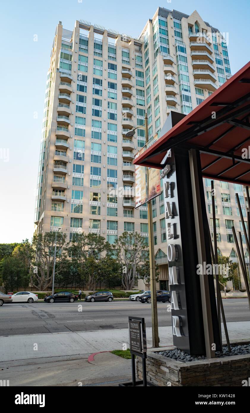 Remington apartment complex hires stock photography and images Alamy