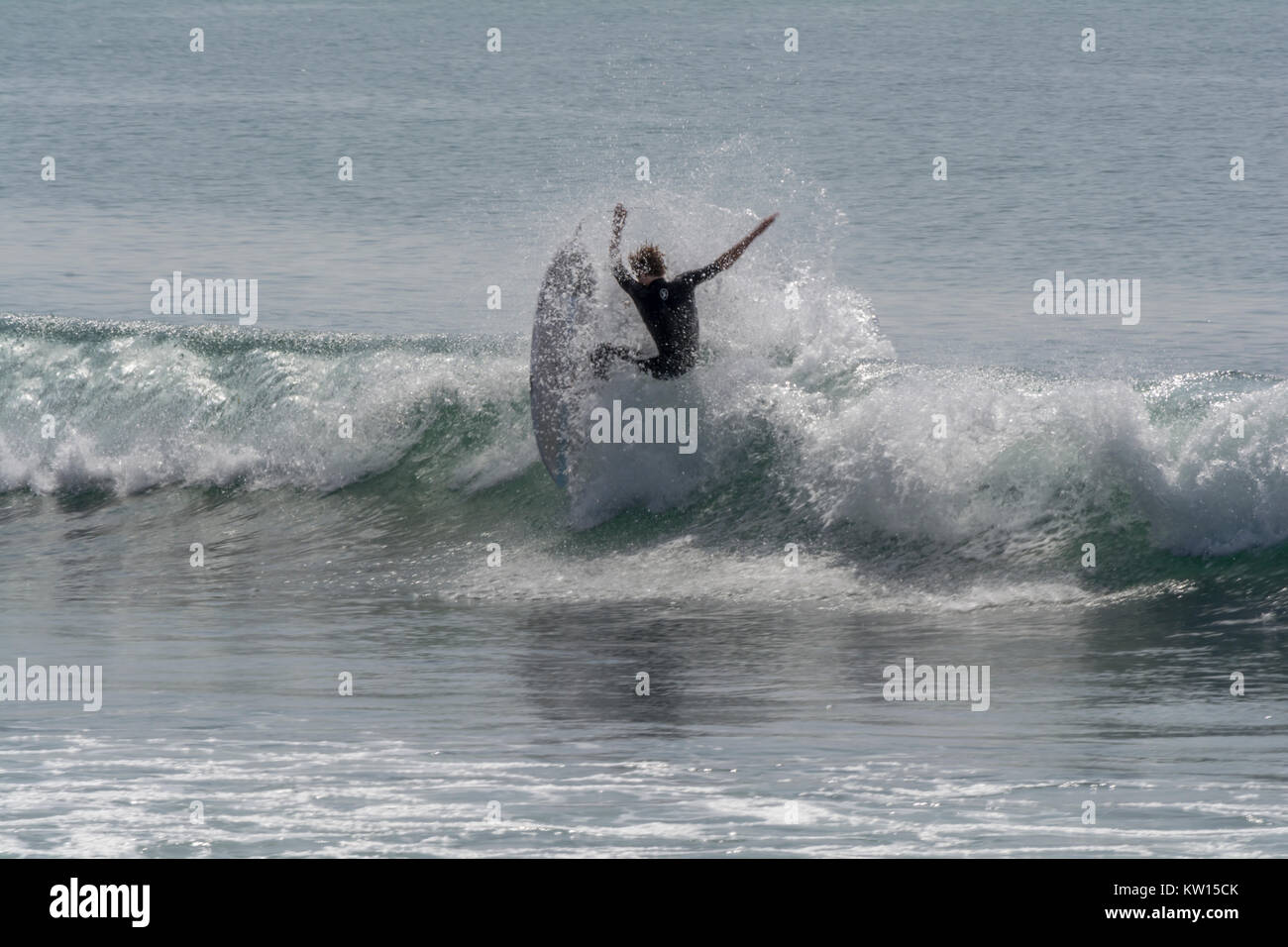 California surfer riding wave hi-res stock photography and images - Alamy