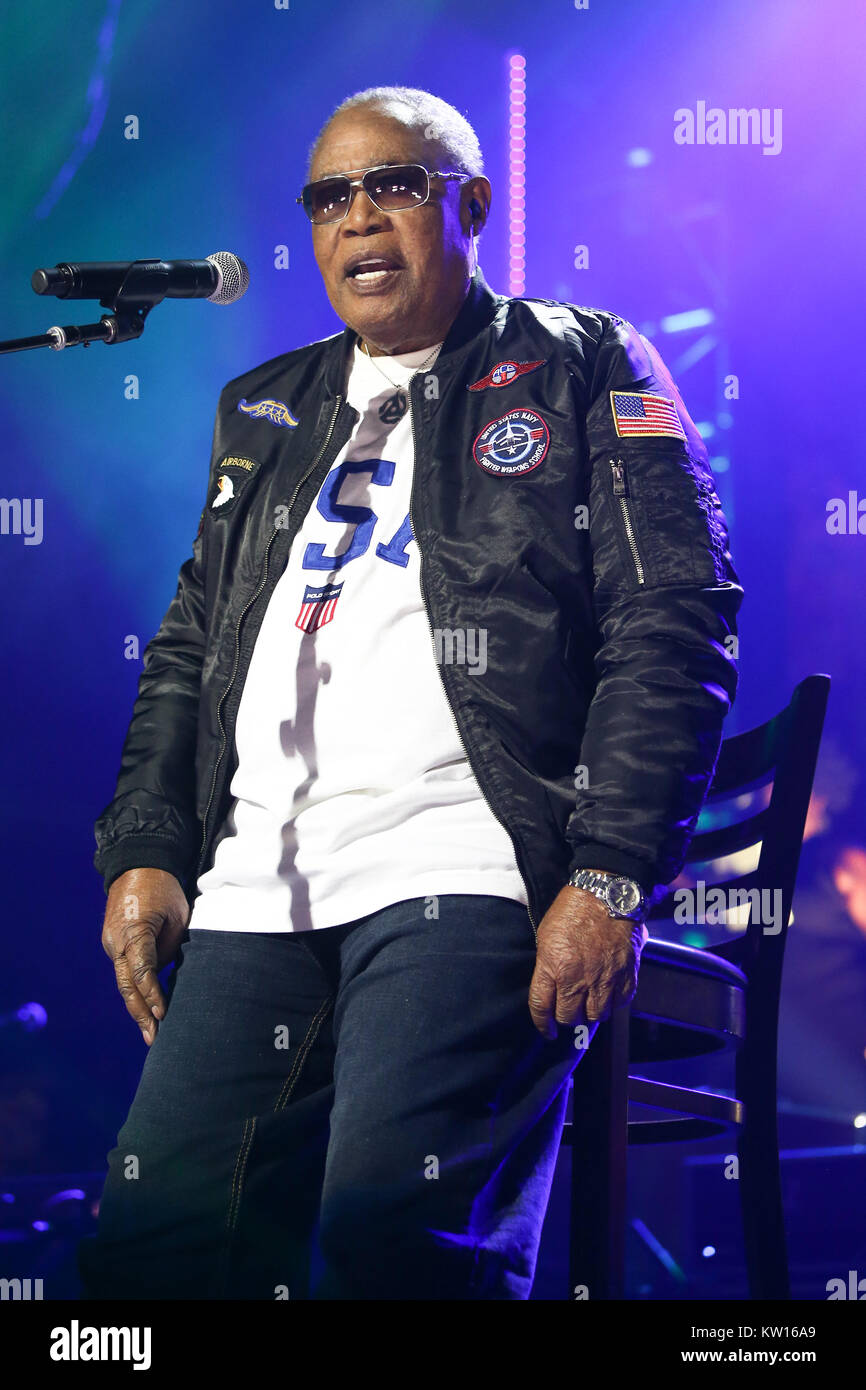 NEW YORK-NOV 29: Sam Moore performs at America Salutes You and Wall Street Rocks Presents Guitar Legends For Heroes at Terminal 5 in New York City. Stock Photo