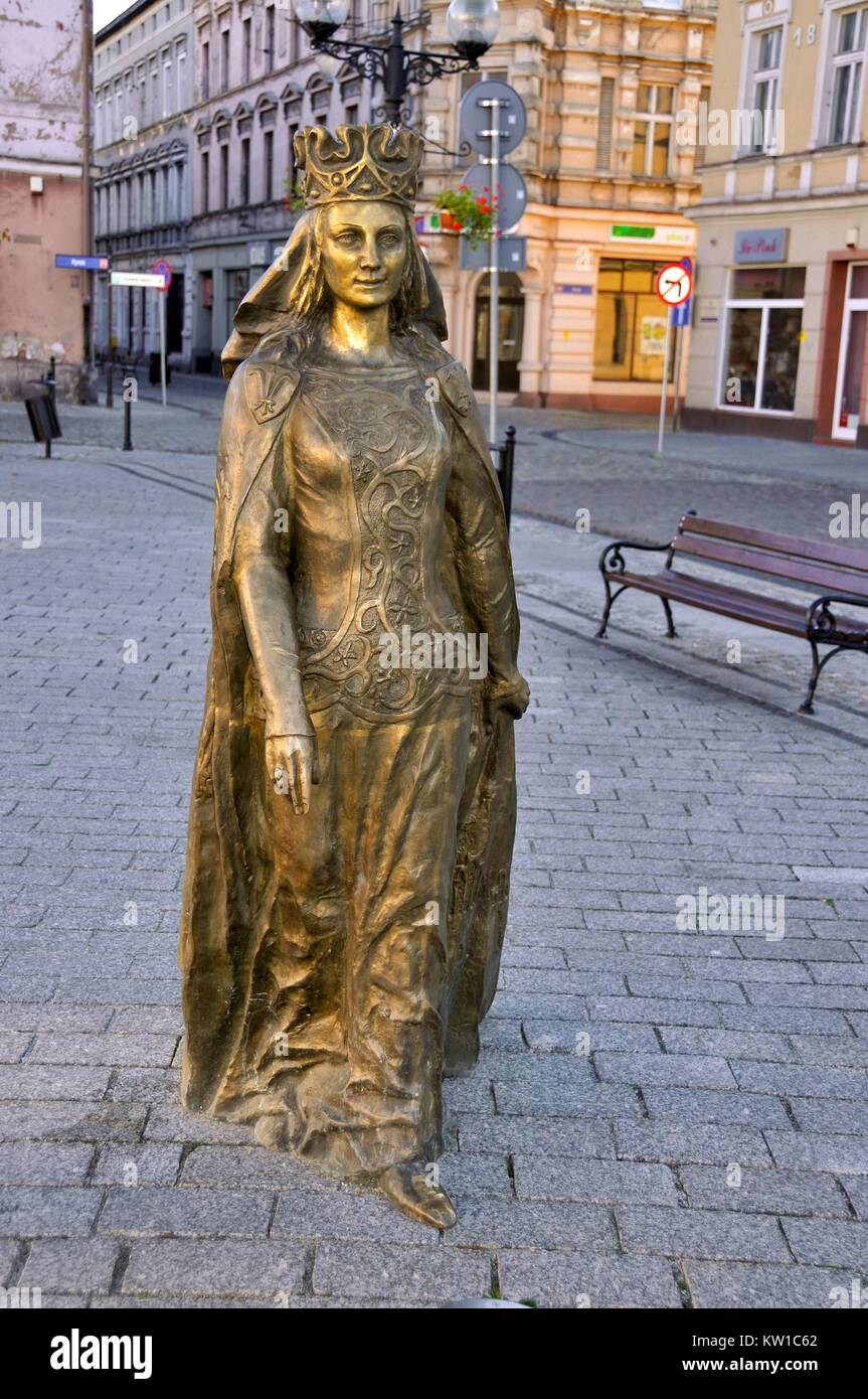 Statue of Hedwig of Anjou in the Market Square. Inowroclaw, Kuyavian-Pomeranian Voivodeship, Poland. Stock Photo